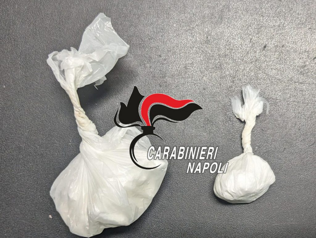 ischia-sbarca-aliscafo-cocaina-trolley-arrestato