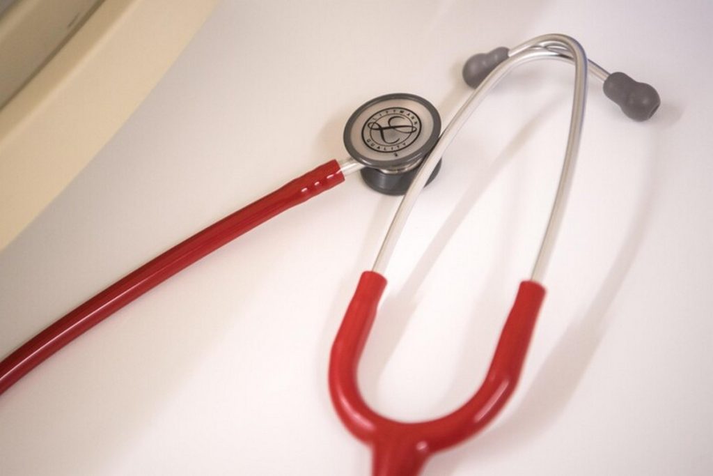 falsificava dati scuola medicina torino arrestato medico