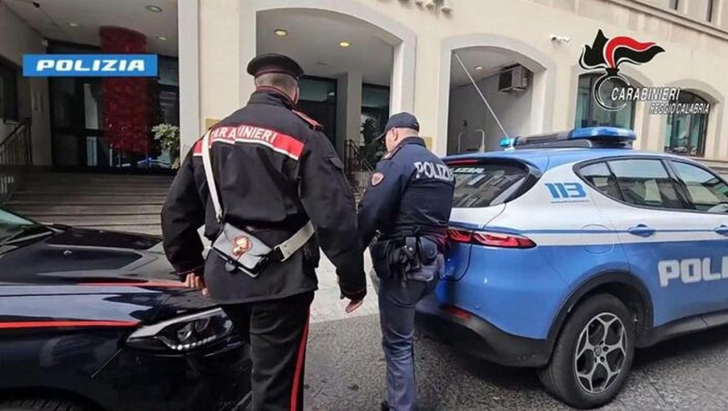 reggio calabria 'ndrangheta arresti indagati 22 febbraio