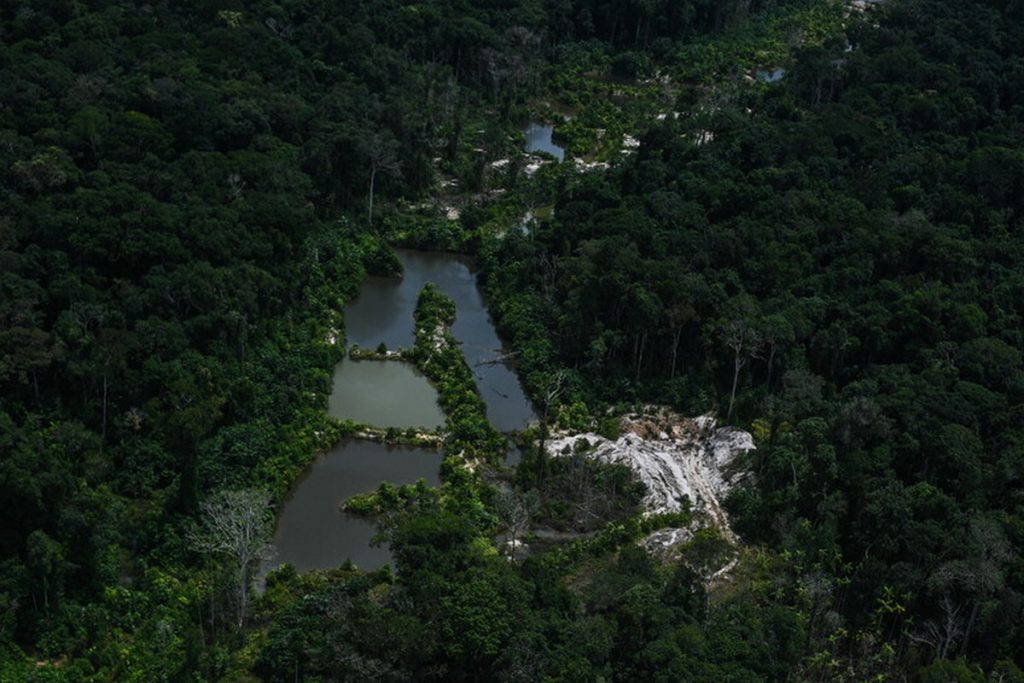 venezuela crolla miniera clandestina morti bilancio 21 febbraio