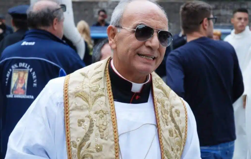 Torre Annunziata morto Monsignor Raffaele Russo