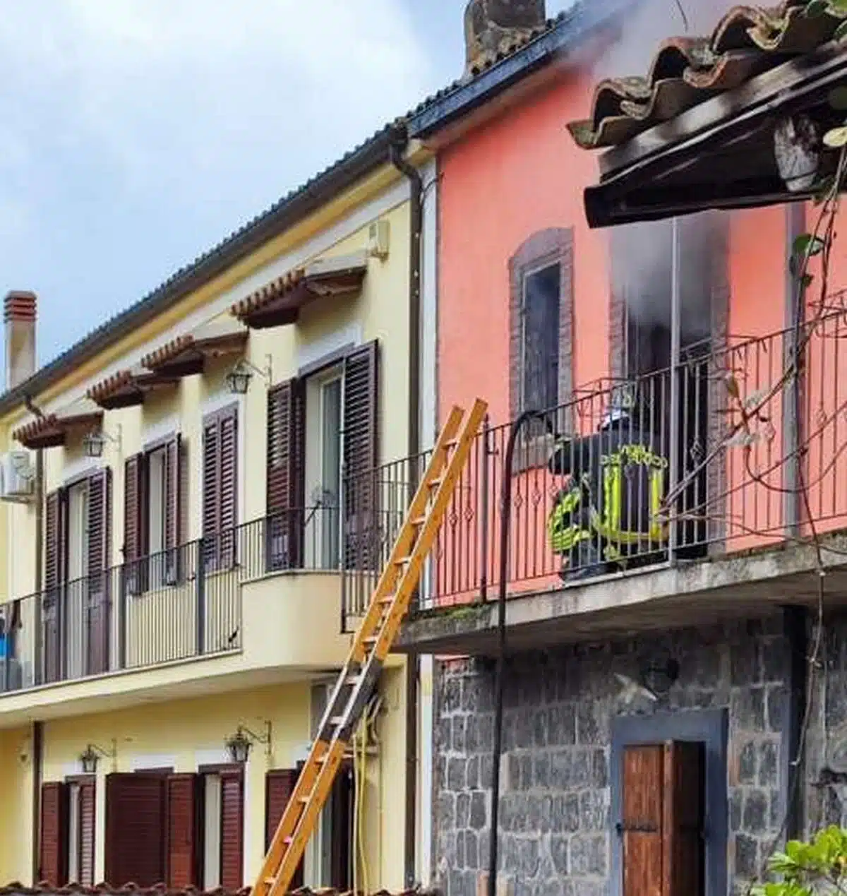 amorosi incendio abitazione 6 febbraio