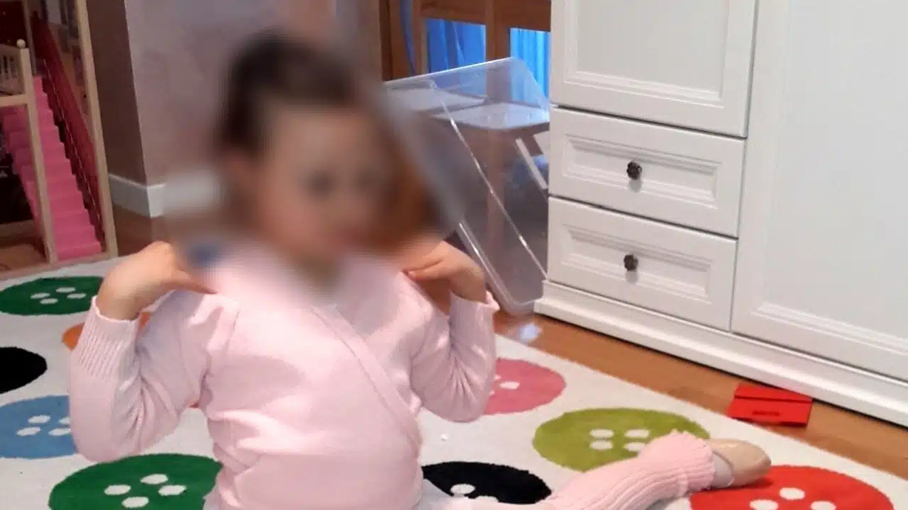 bambina-esclusa-ludoteca-cava-tirreni-madre-ottiene-giustizia