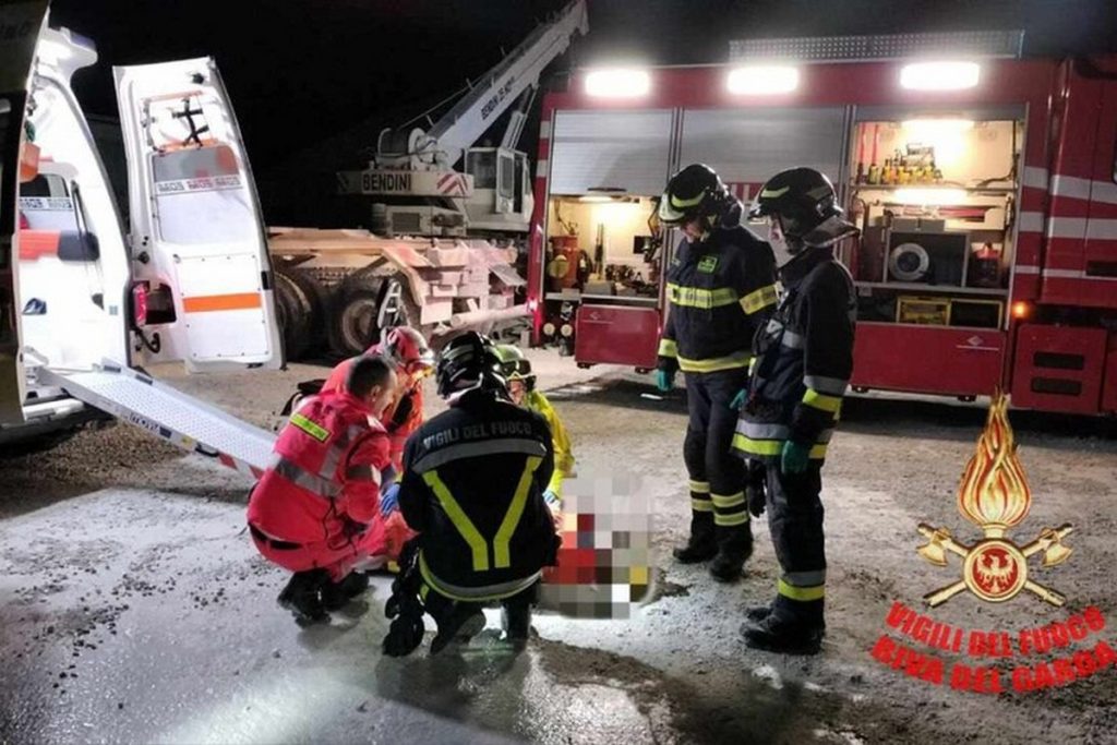 incidente-lavoro-operai-feriti-galleria-passo-san-giovanni-maza