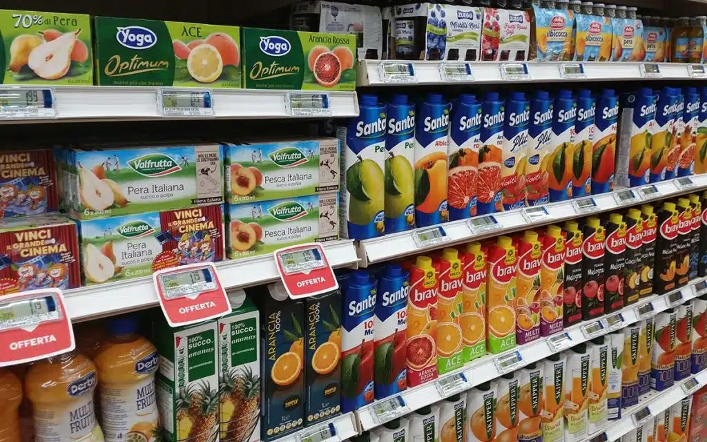 merendine succhi frutta scaduti sequestro napoli