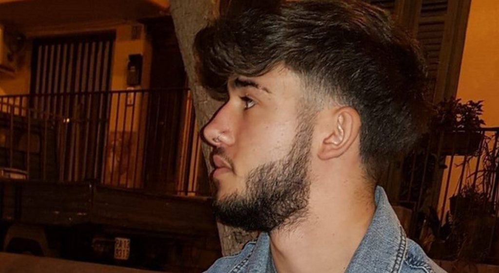 pasqua ragazzo si risveglia coma dopo incidente stradale palermo abbraccio madre