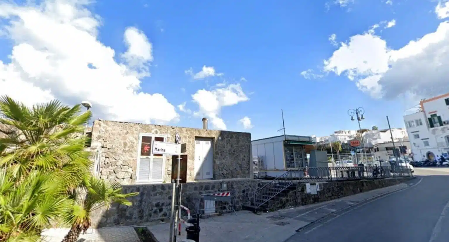 Forio Ischia ragazzo trovato morto