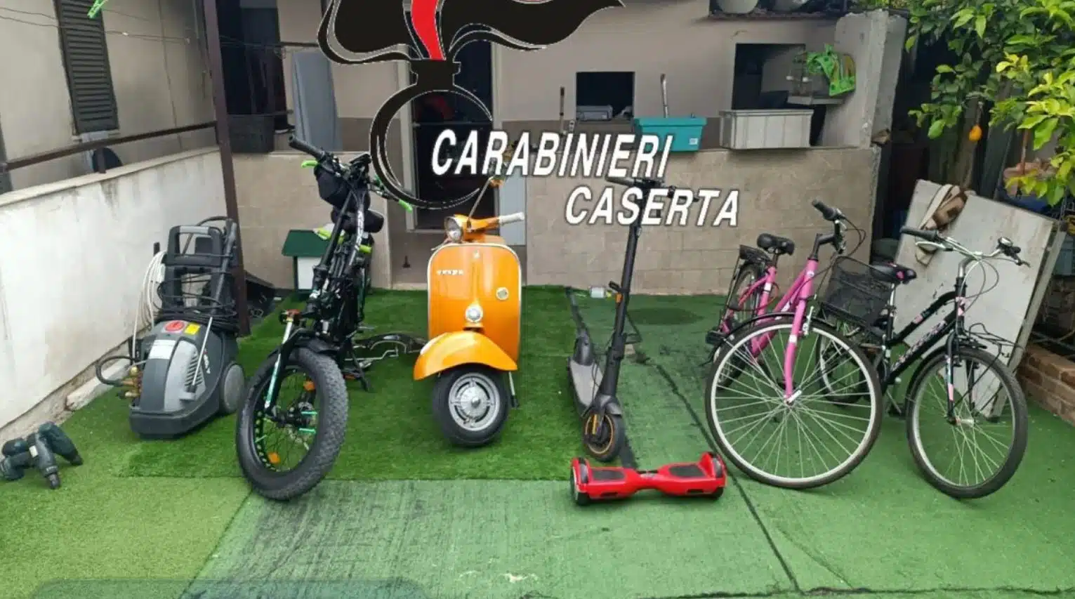 Furti Napoli Caserta arrestati coniugi