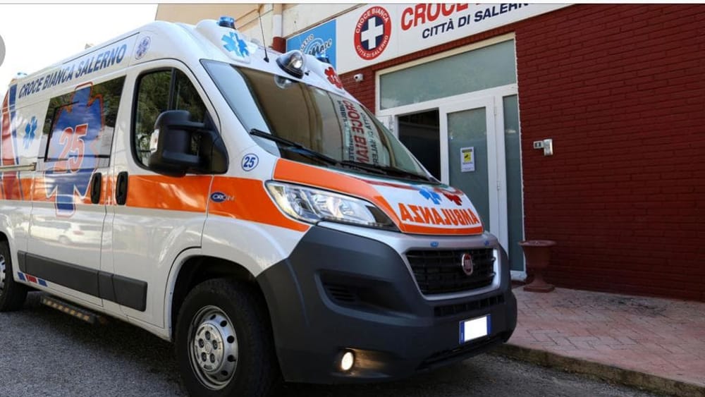 incidente moto salerno 11 aprile