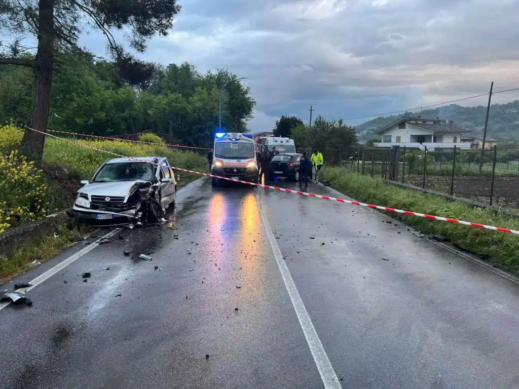 incidente bimbo benevento