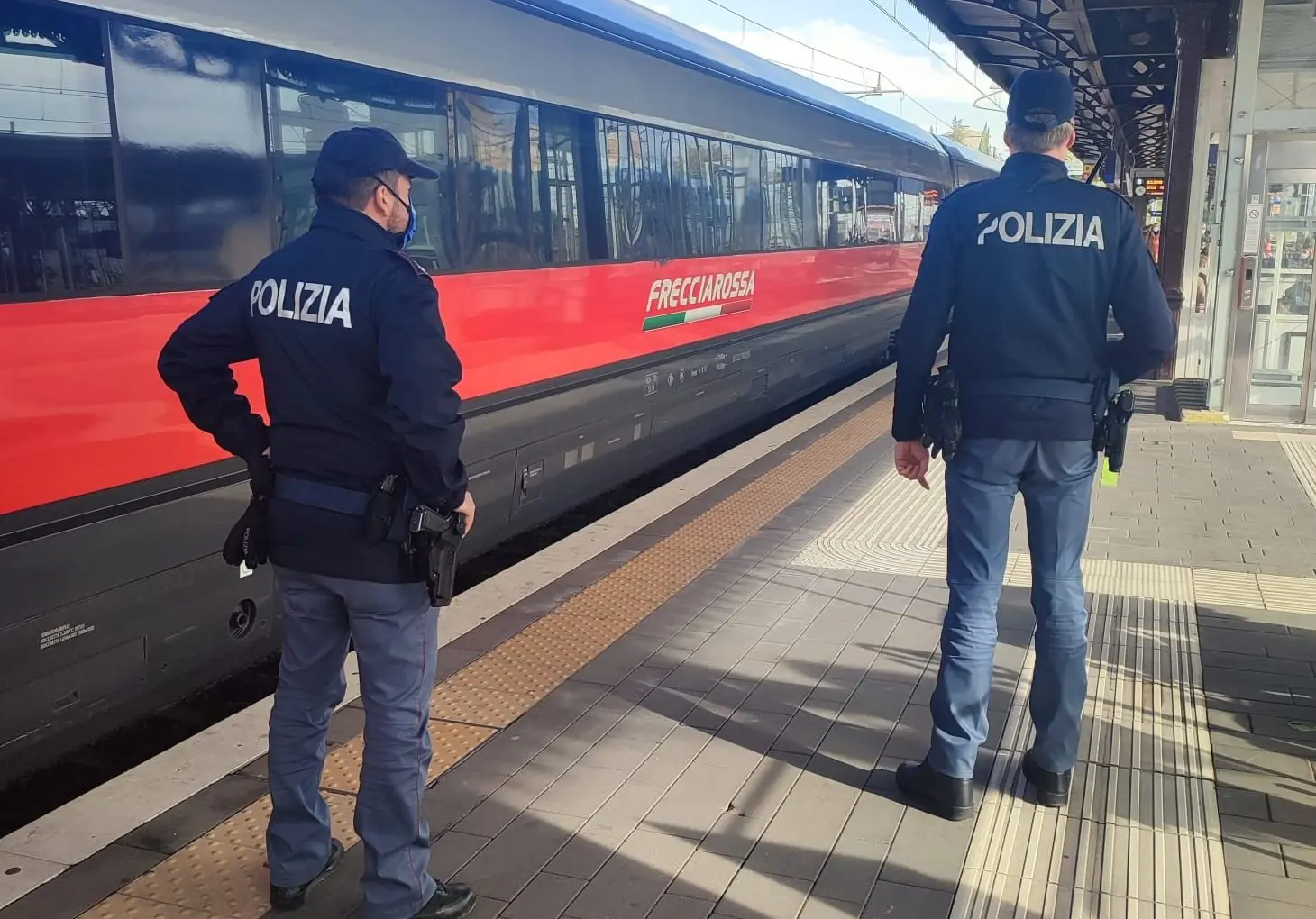 salerno evade domiciliari arrestato 2 maggio 2024