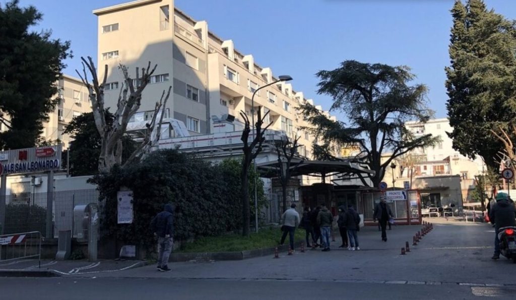 Castellammare aggredito medico pronto soccorso