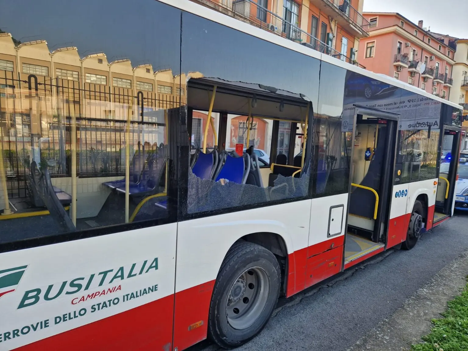 cava de tirreni sassaiola rissa baby tifosi identificati
