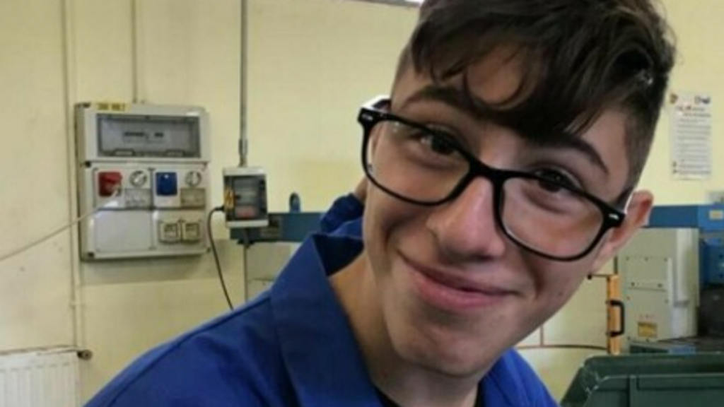 milano travolse uccise ragazzo bici condannato