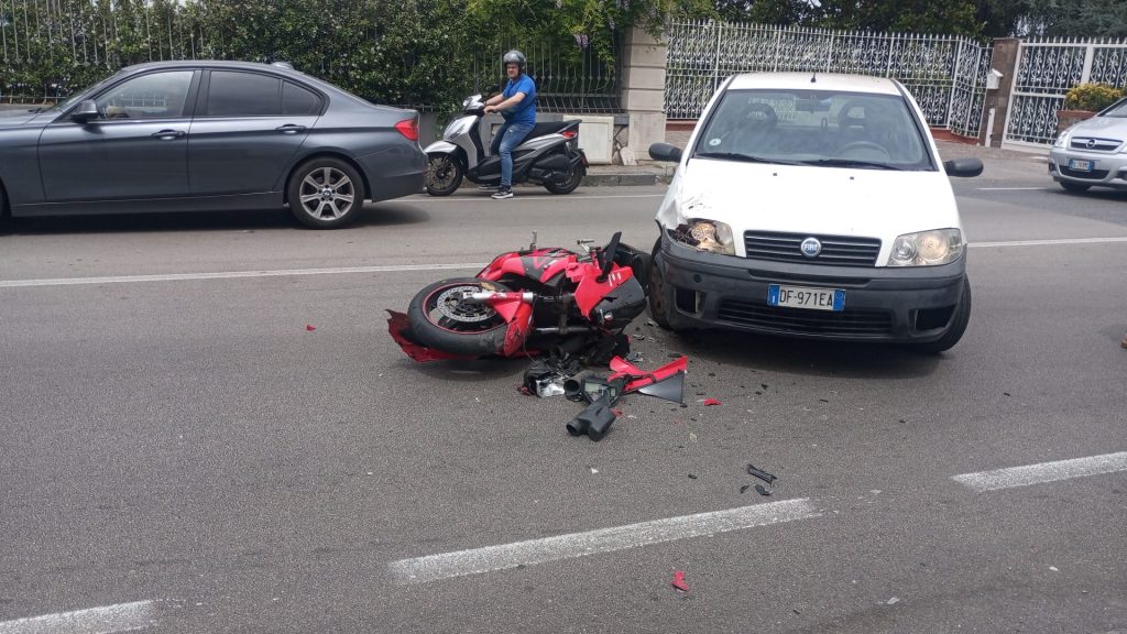 incidente castellammare di stabia