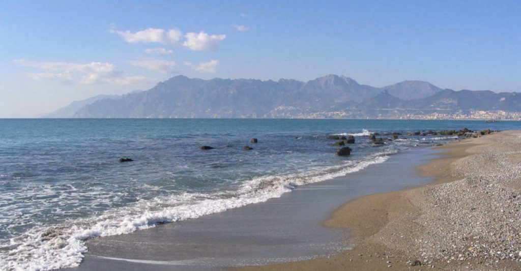 battipaglia revocato divieto balneazione 21 giugno