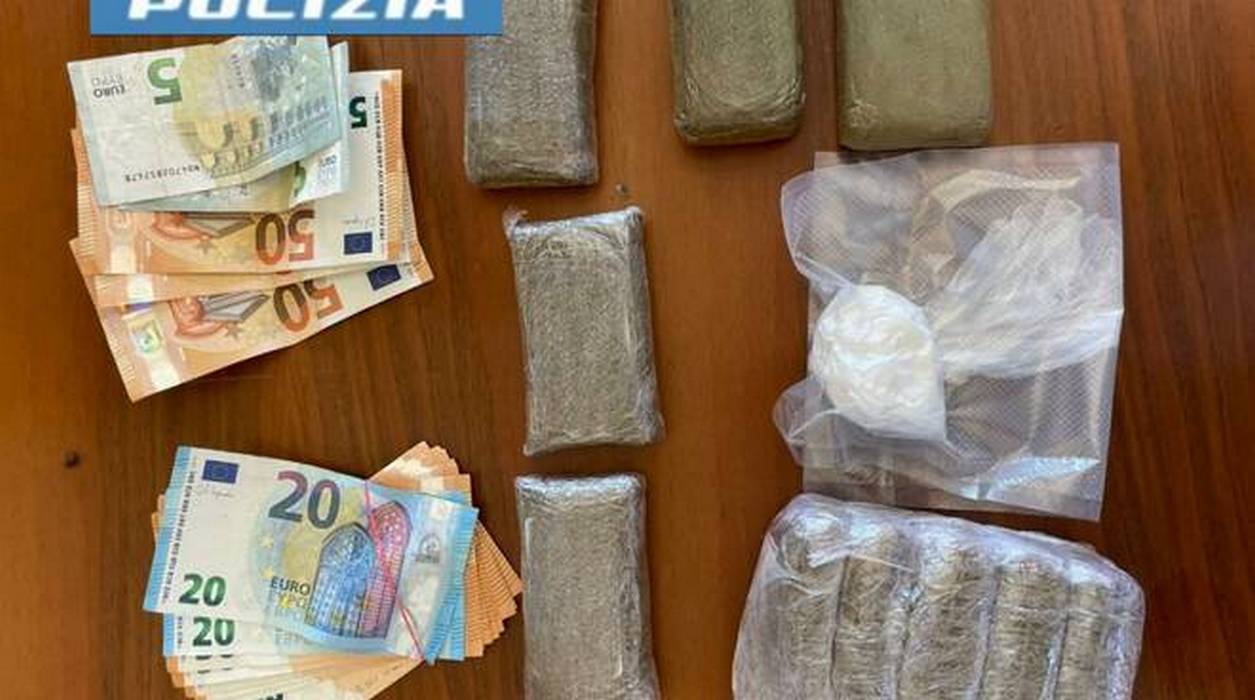 napoli dosi crack porta nolana arrestato