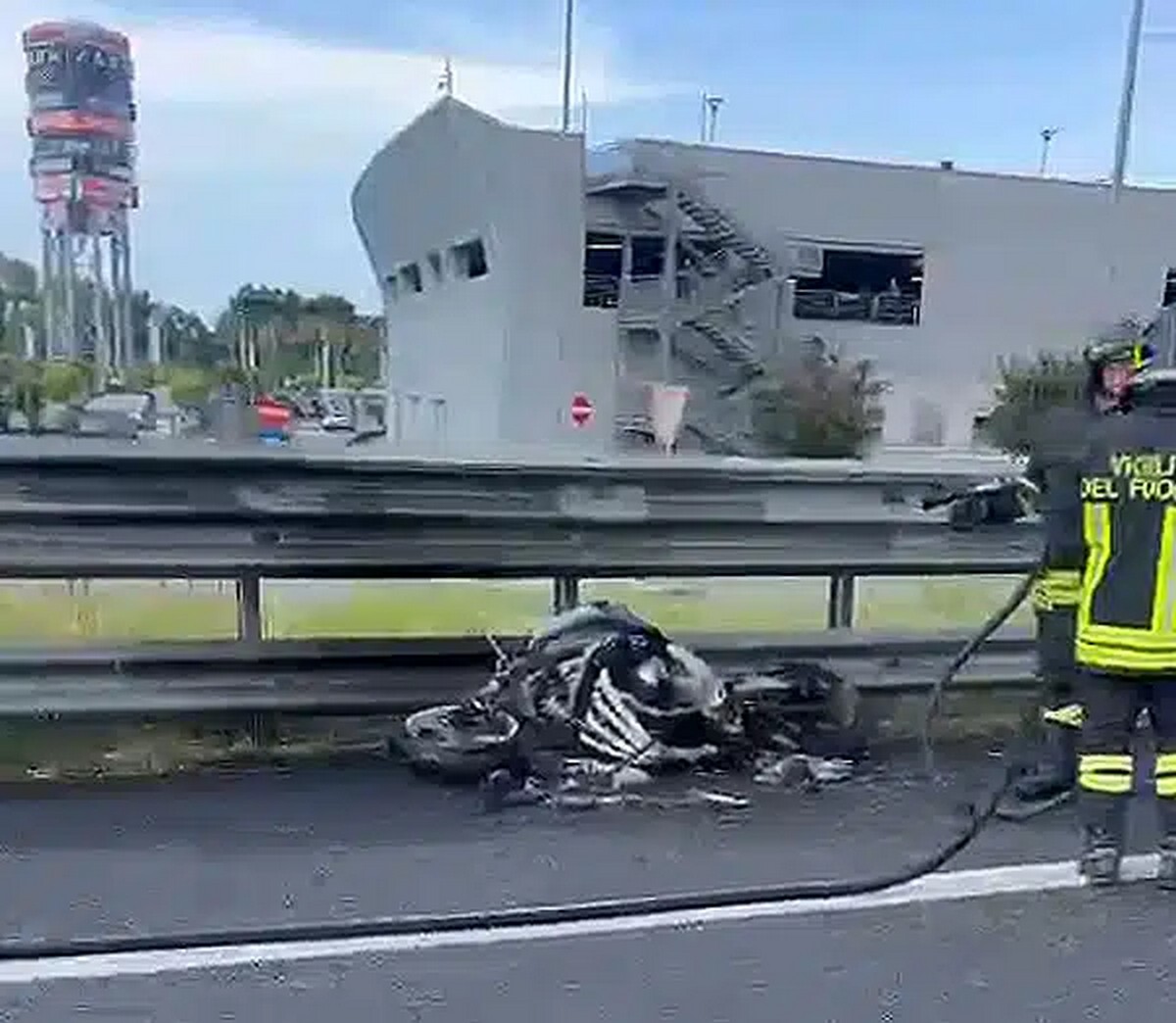battipaglia moto prende fuoco autostrada