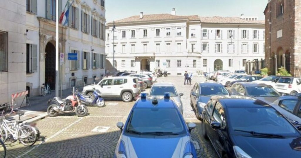 milano donna morta finestra indagato compagno 20 giugno