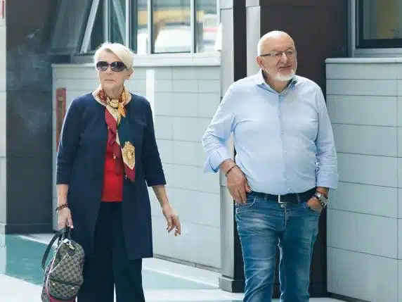 genitori Matteo Renzi fatture 3 anni