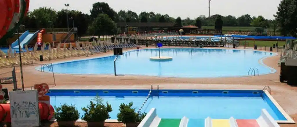 bergamo donna malore morta parco acquatico