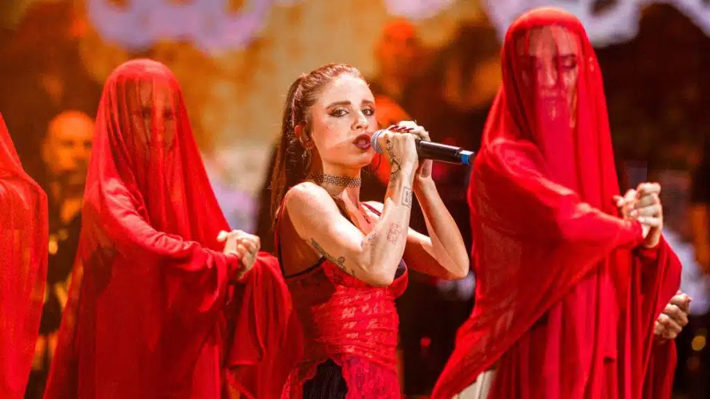 angelina mango conquista notte taranta