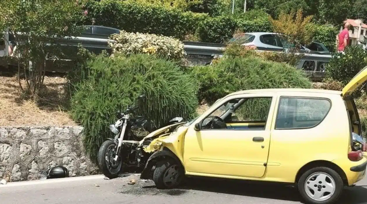 sant'arsenio incidente auto moto ferito consigliere comunale