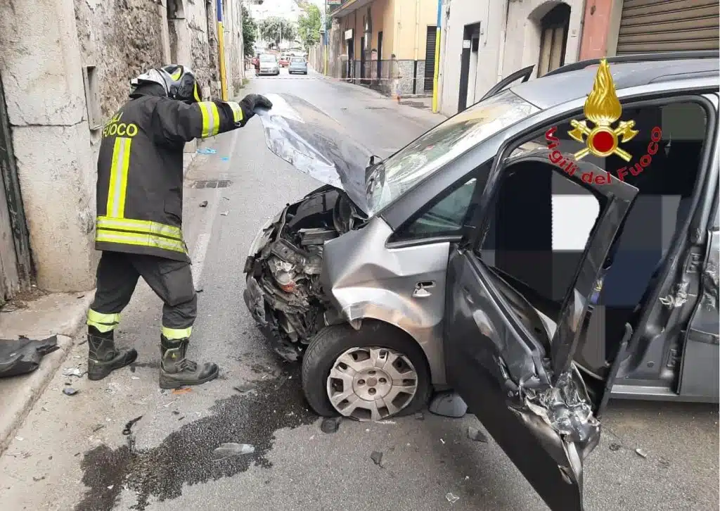 incidente nocera superiore