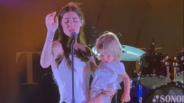 bianca atzei figlio palco