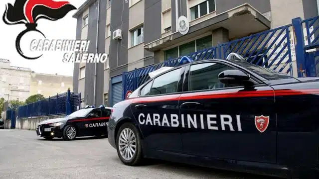 eboli cena ristorante denunciato