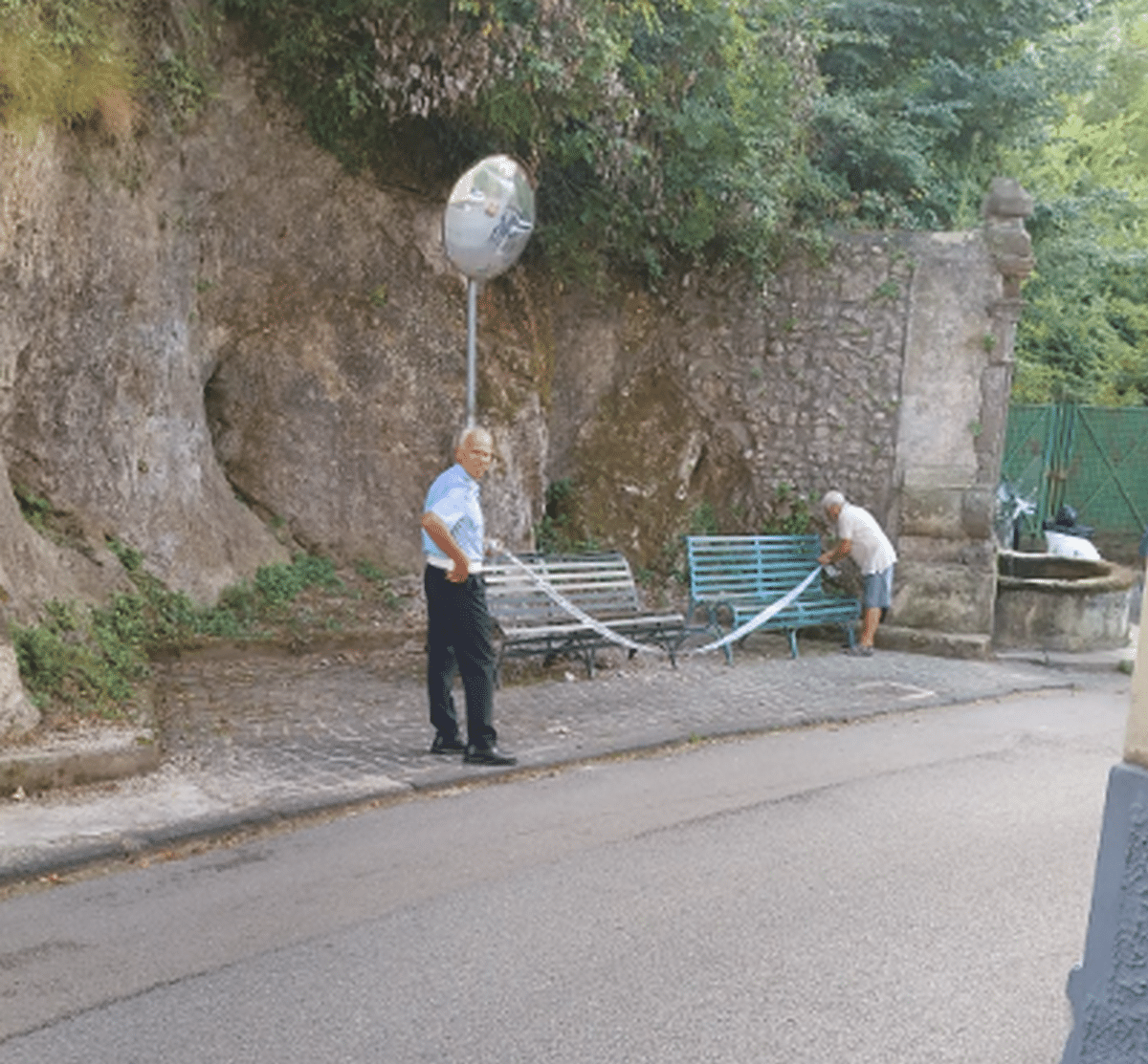 cava de' tirreni crollo parete rocciosa
