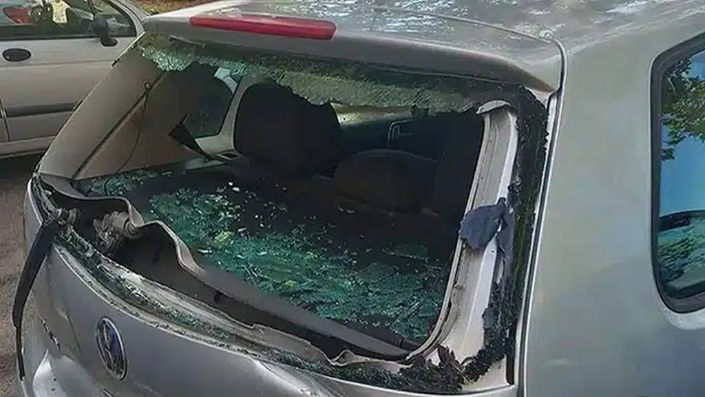 incidente salerno tir contro auto sosta 21 agosto