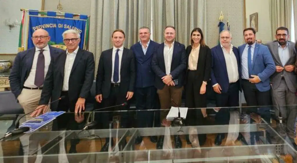 Valle dell'Irno, nove corse di navette notturne dai campus a Salerno