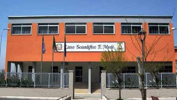 Furto liceo Medi Battipaglia