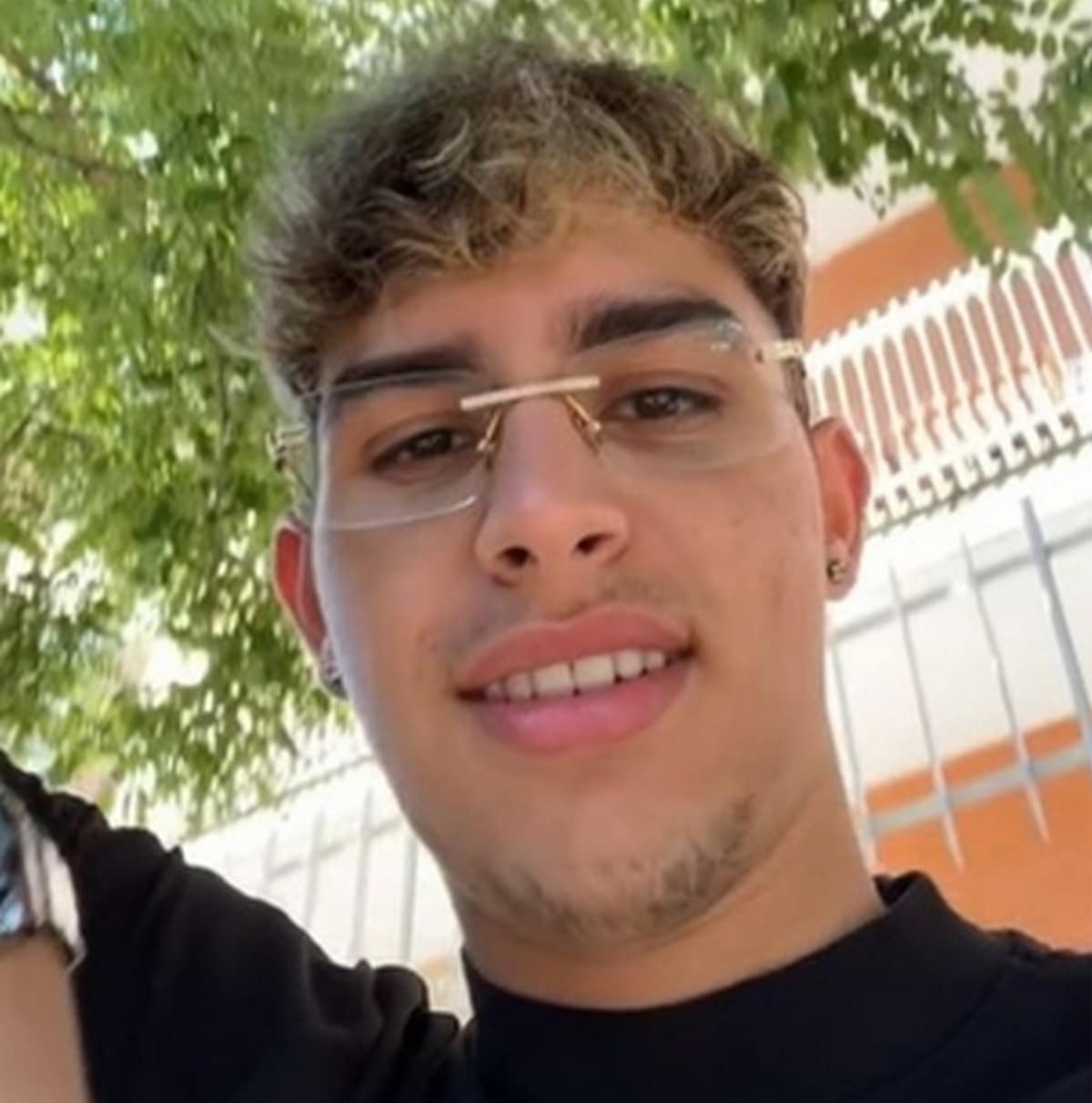 Scooter rubato contro muro morto roma