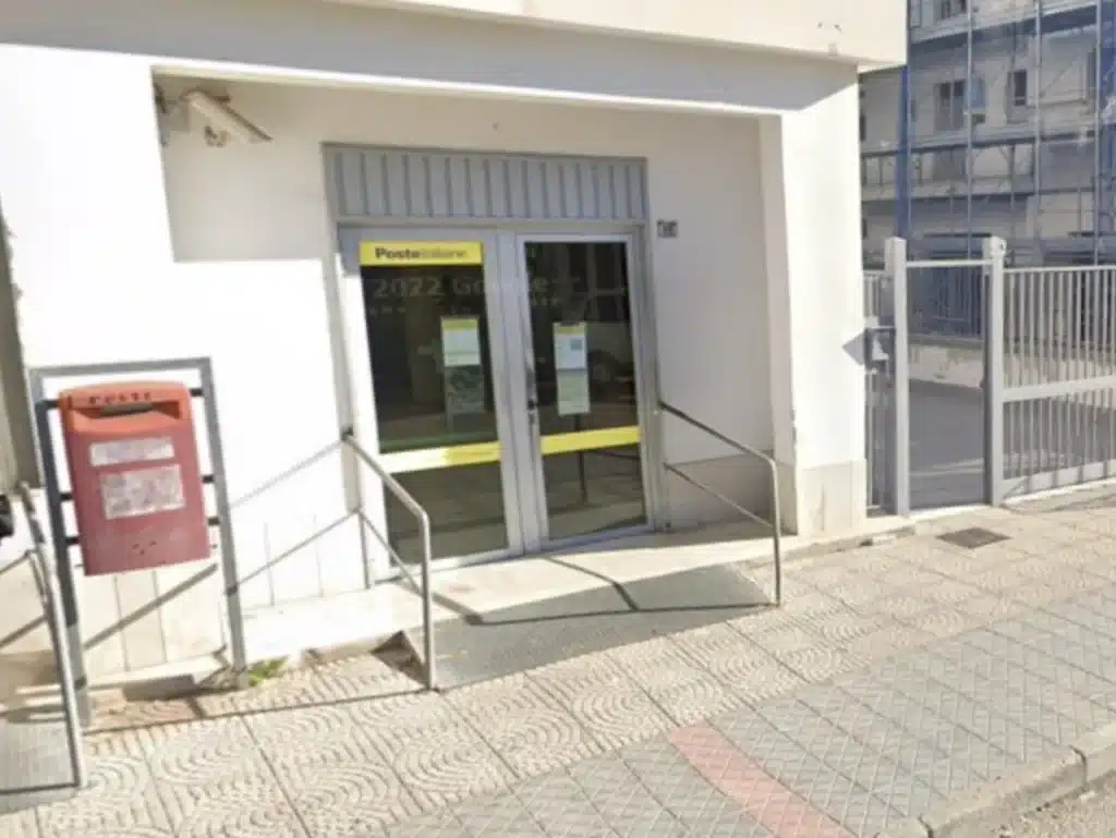 casapulla tentato furto poste oggi 22 ottobre