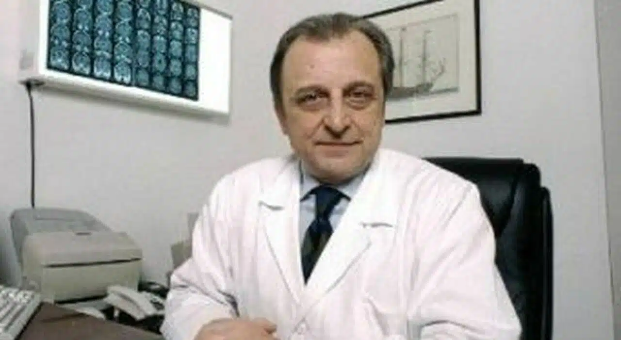 Muore mentre parla a un convegno: addio al luminare Giancarlo Comi