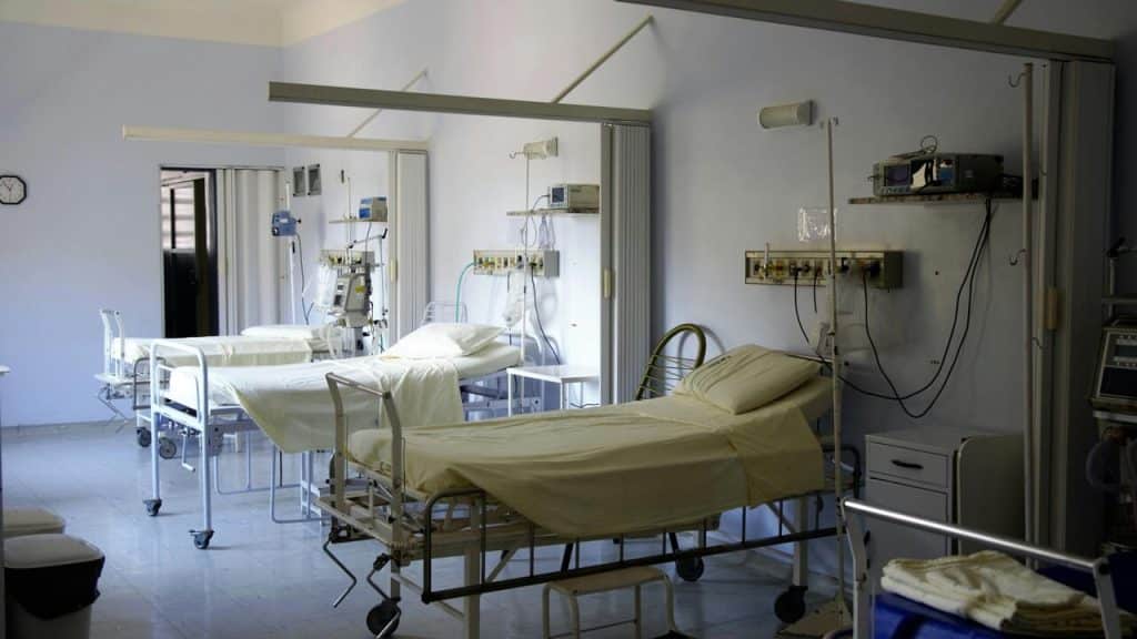 india dichiarato morto risvegliato prima cremazione