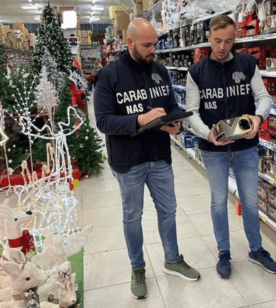 salerno sequestro articoli natale 21 dicembre