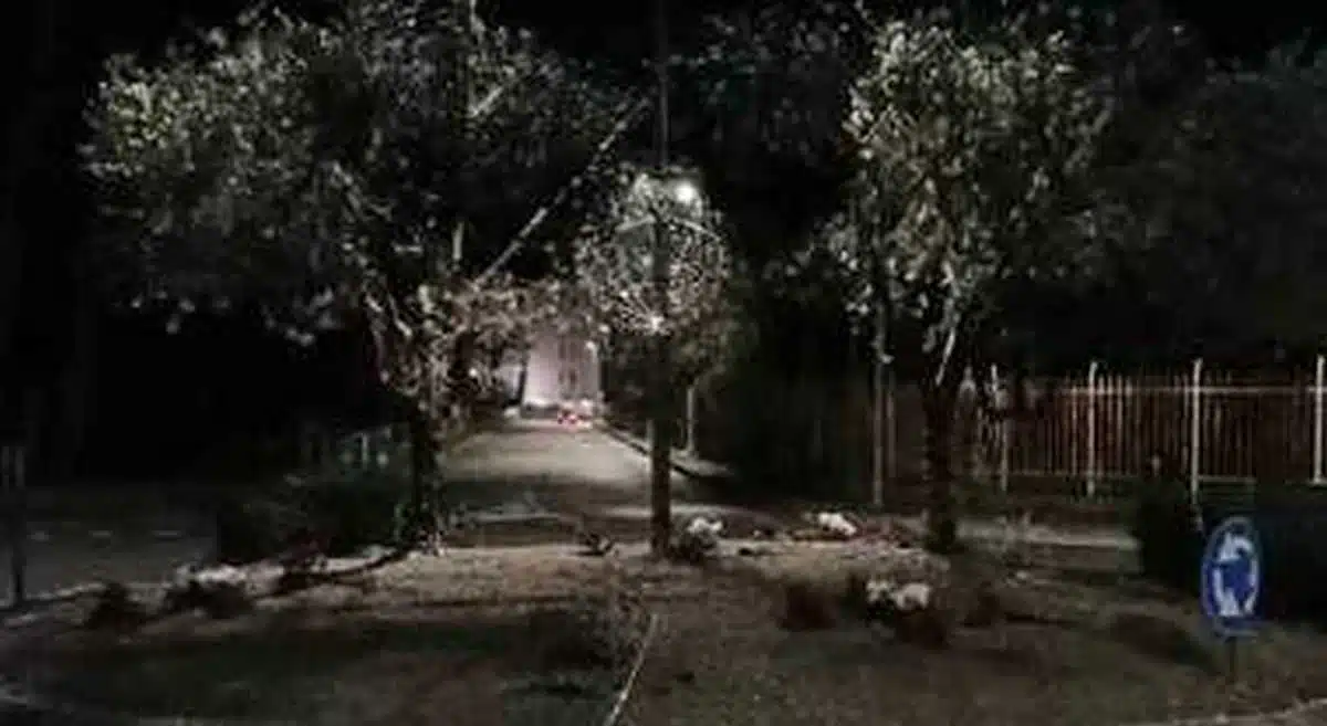 roccapiemonte-rubate-luci-natalizie-area-pubblica