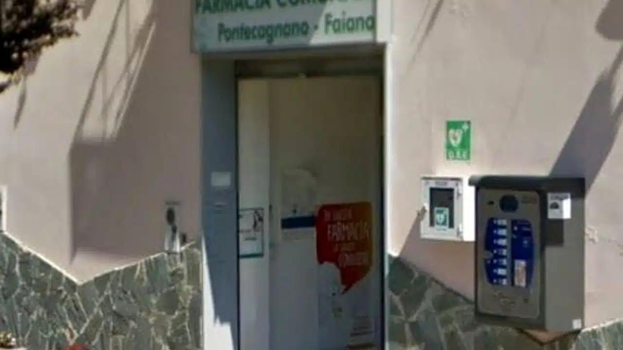 buco conti farmacia pontecagnano faiano cosa è successo