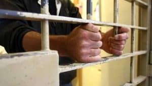 sequestro carcere ariano irpino cellulari router armi