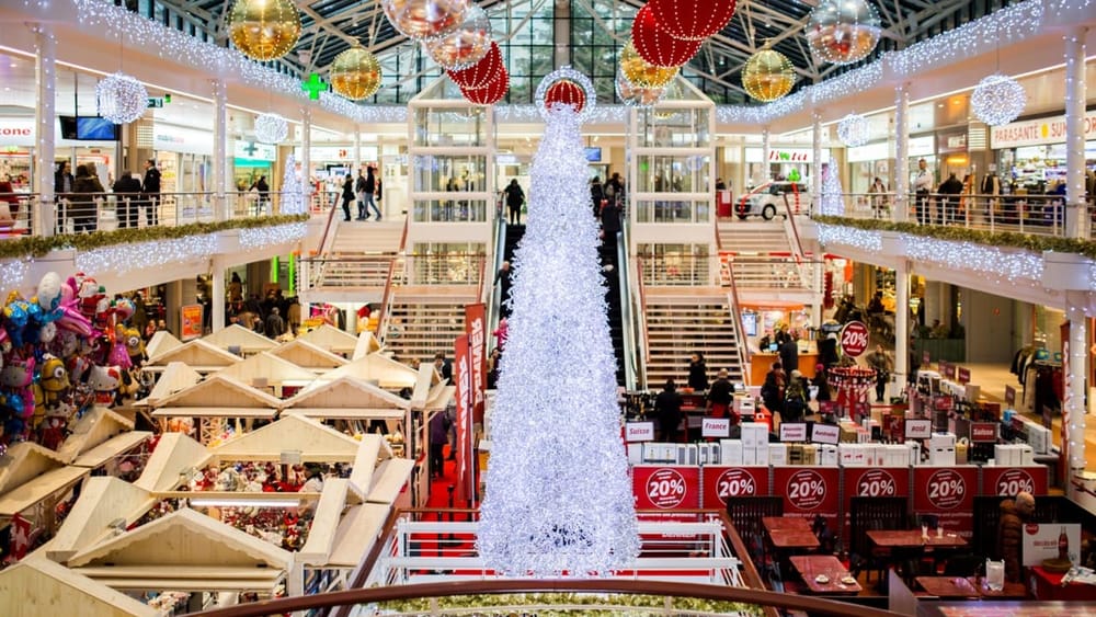 centri commerciali aperti immacolata 2024