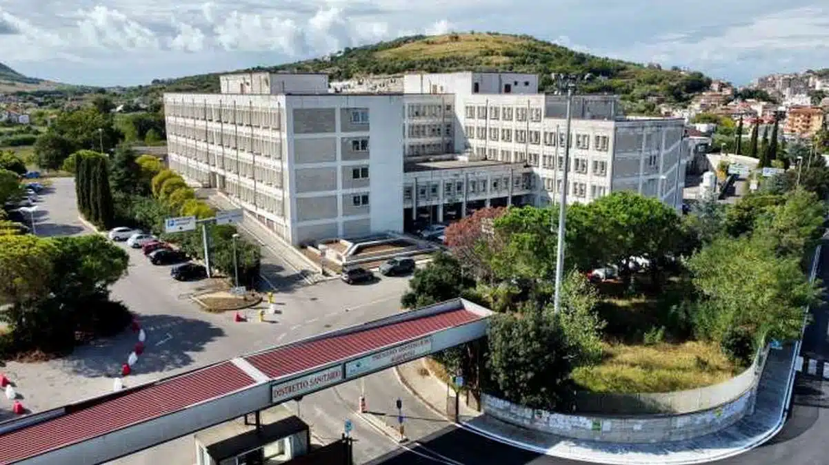 agropoli furti auto parcheggio ospedale