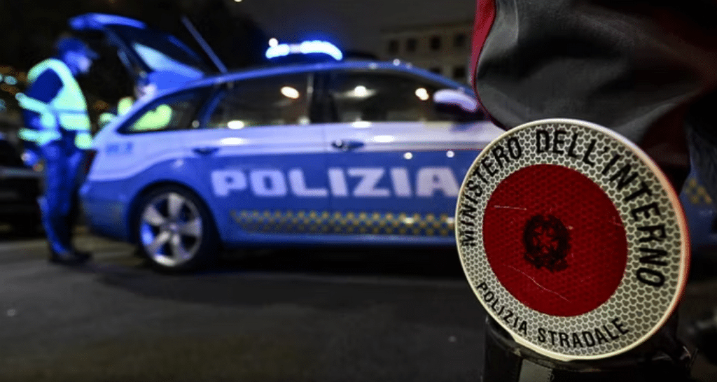 genova contromano evitare traffico provoca incidente