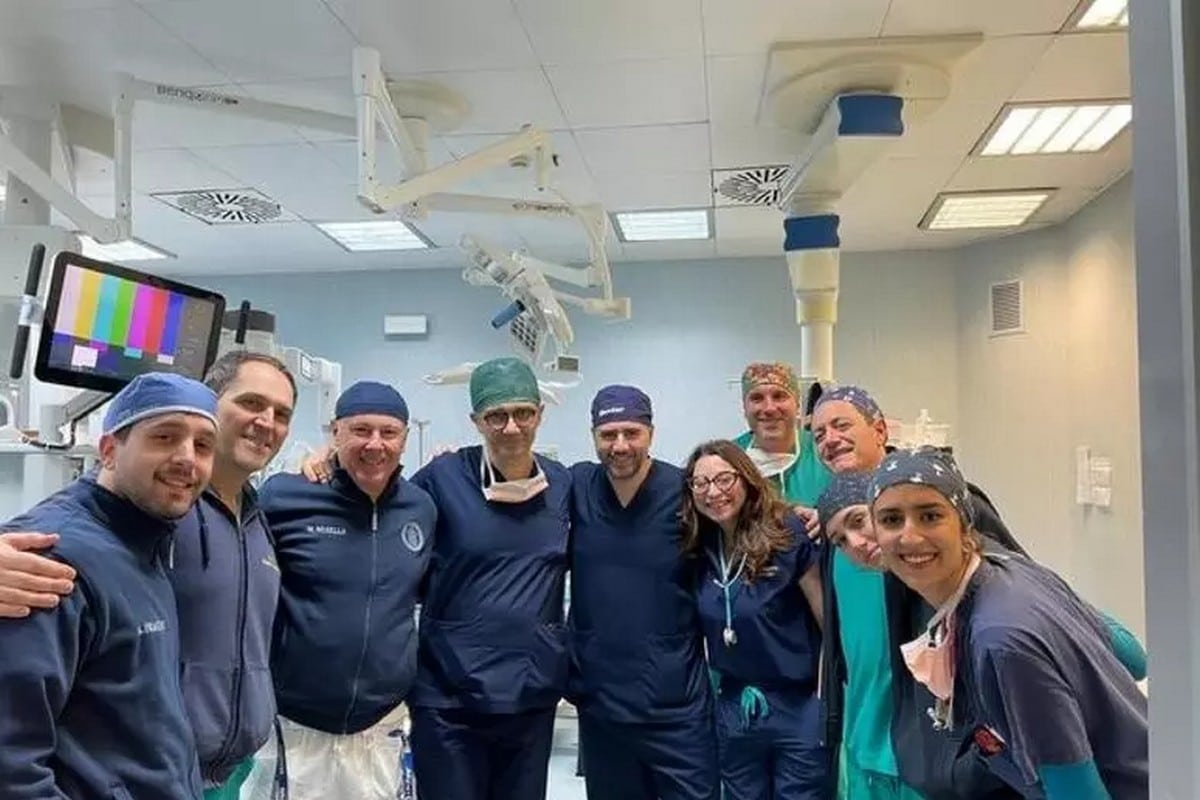 napoli intervento rimozione tiroide chirurgia robotica