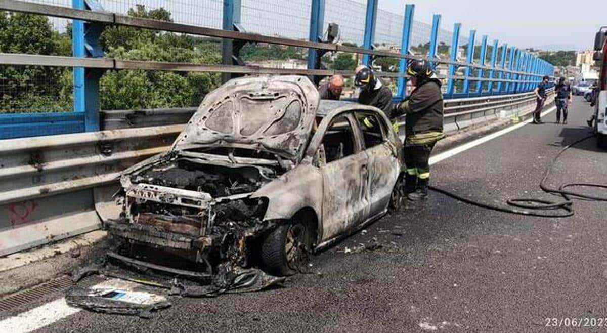 processo auto esplosa napoli