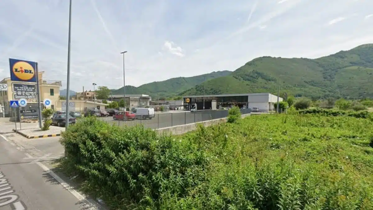 furto supermercato lidl castel san giorgio