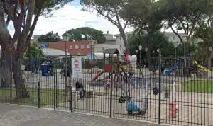 Salerno, chiuso il parco giochi all'Arbostella: preoccupazione tra i residenti
