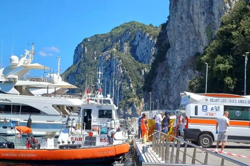 costumista morto capri fratture costali tac